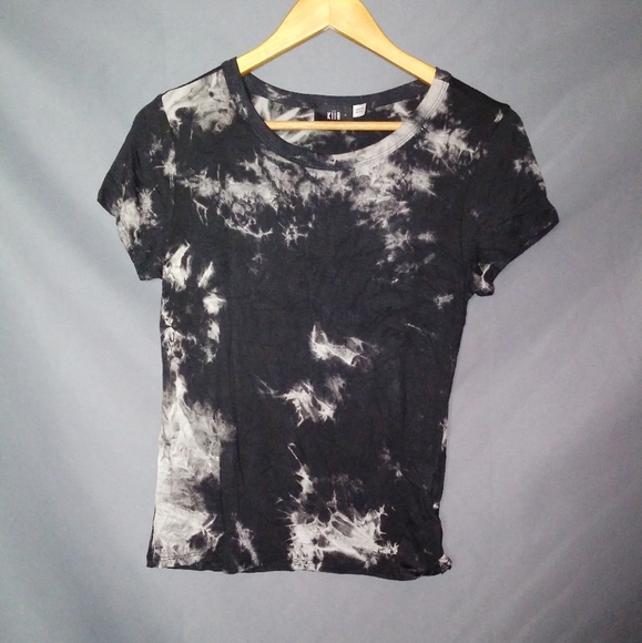 Tie dye black T-shirt rayon and spandex - fitted - Picture 8 of 11